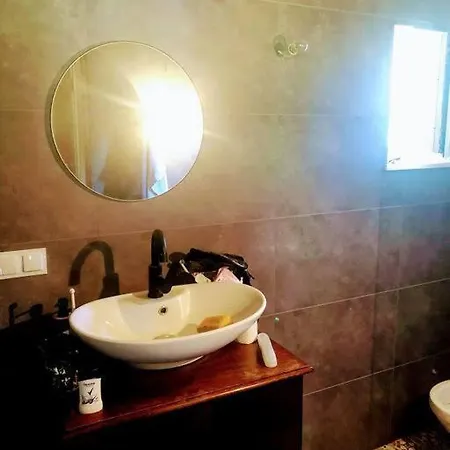 Oaza Spokoju W Lesie بيت للعطل